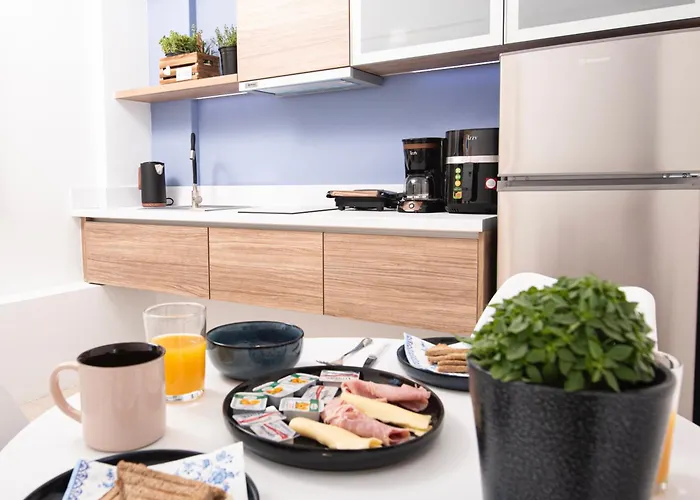 My Phos Boutique ניקיאנה